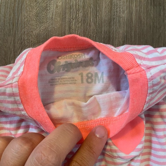 Carters long sleeve - Picture 2 of 3